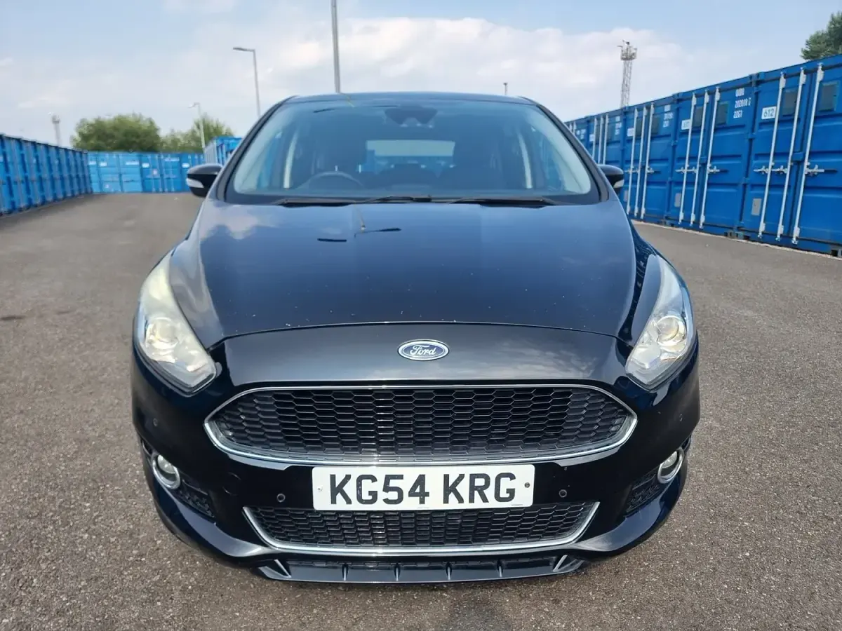 Used Ford S-MAX Sport 150 HP (110 kW) 2016 Black MPV