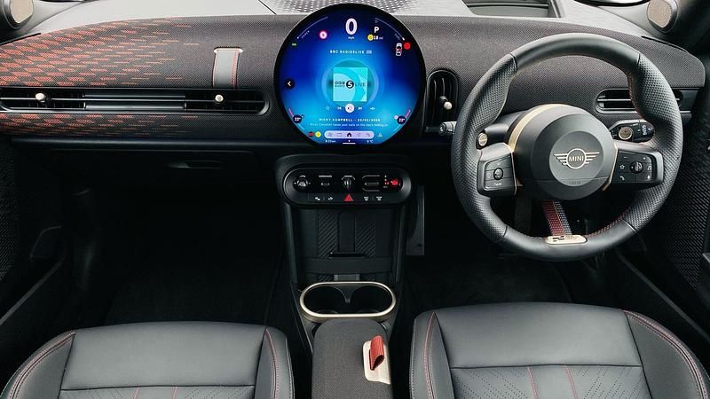 Used Mini Cooper S Hatch 201 HP (147 kW) 2024 Red Hatchback