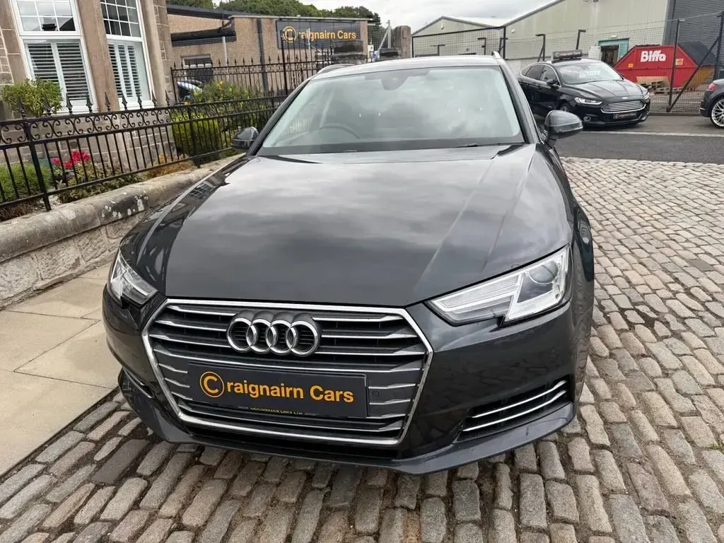 Used Audi A4 Sport 150 HP (110 kW) 2018 Grey Estate