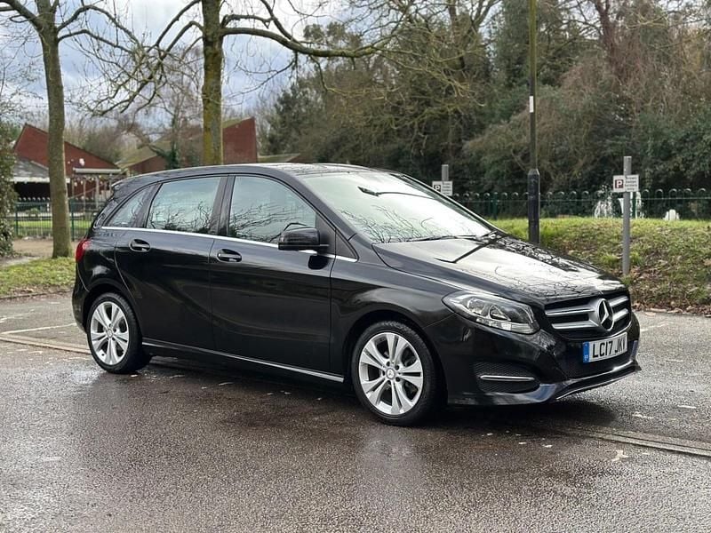 Used Mercedes B200 2017 Black MPV