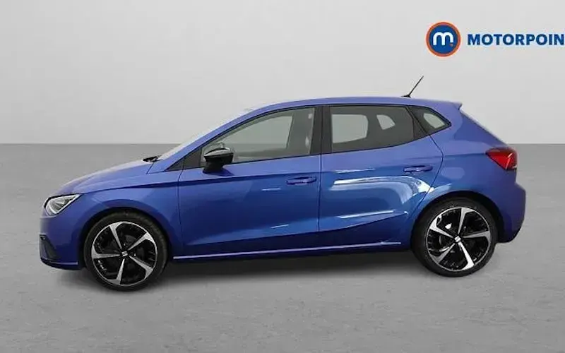 Used Seat Ibiza FR Sport 116 HP (85 kW) 2025 Blue Hatchback