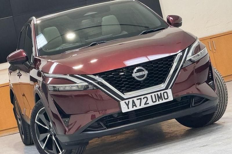 Used Nissan Qashqai Tekna 140 HP (102 kW) 2023 Red SUV