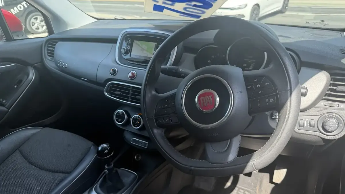 Used Fiat 500X Cross Plus 120 HP (88 kW) 2016 Red SUV