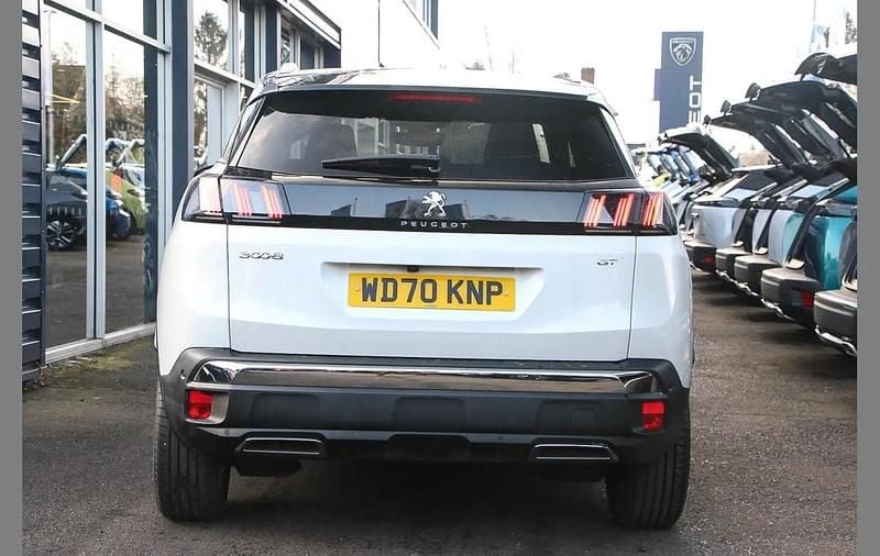 Used Peugeot 3008 Premium 181 HP (133 kW) 2021 White SUV