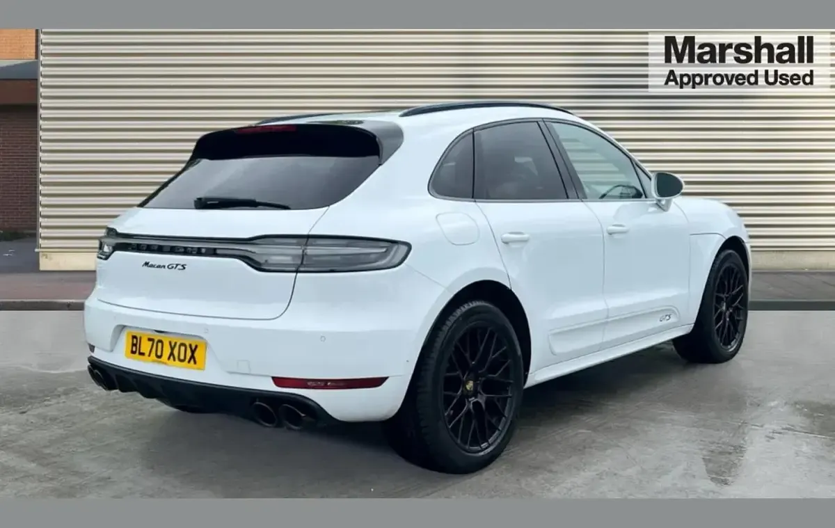 Used Porsche Macan 374 HP (275 kW) 2020 White SUV