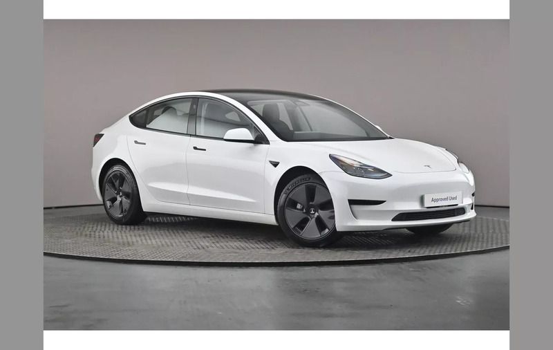 White Used 2021 Tesla Model 3 Long Range Sedan | £20,285 (Good price) - Image 1/4