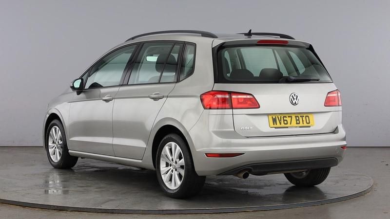 Used VW Golf Sportsvan SE 116 HP (85 kW) 2018 Silver MPV