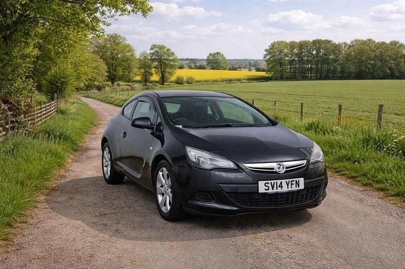 Used Vauxhall Astra GTC Sport 200 HP (147 kW) 2014 Coupe