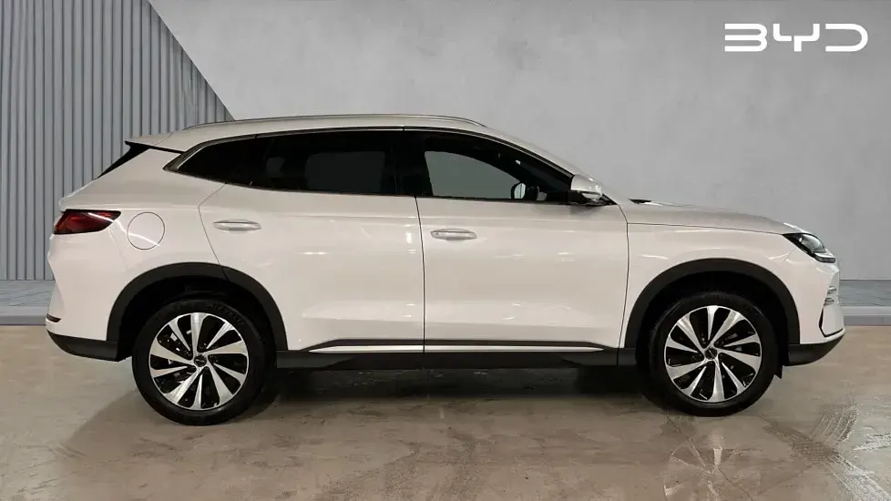 Used BYD Seal U Boost 218 HP (160 kW) 2025 White SUV