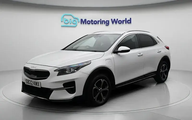 Used Kia XCeed 141 HP (103 kW) 2022 White SUV