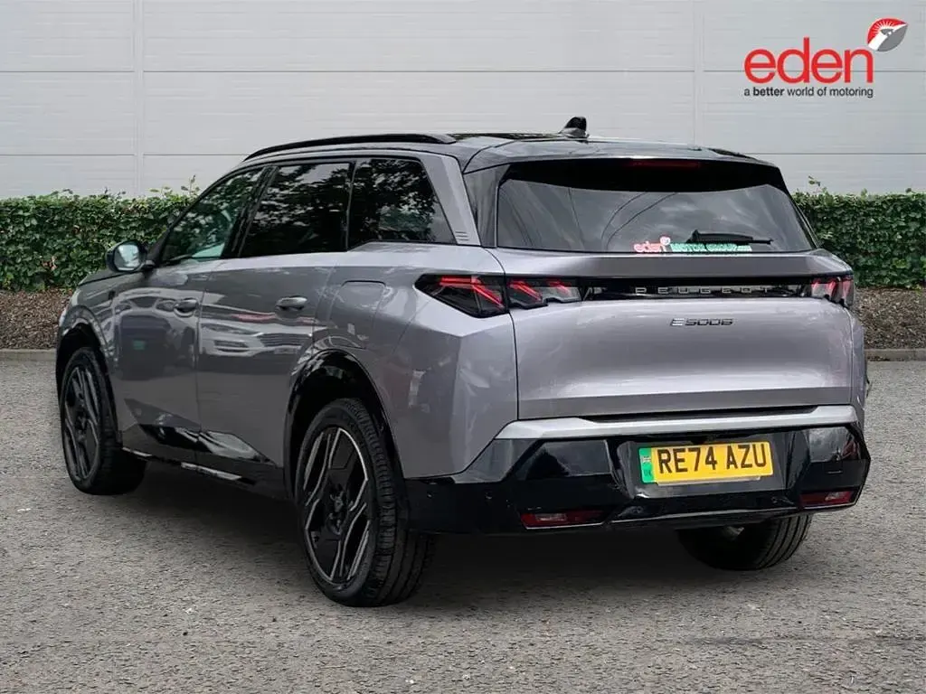 Used Peugeot 5008 GTi 156 kW (213 HP) 2024 Grey SUV