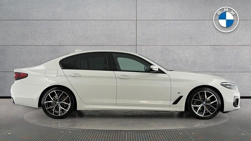 Used BMW 520 M Sport 187 HP (137 kW) 2021 White Sedan