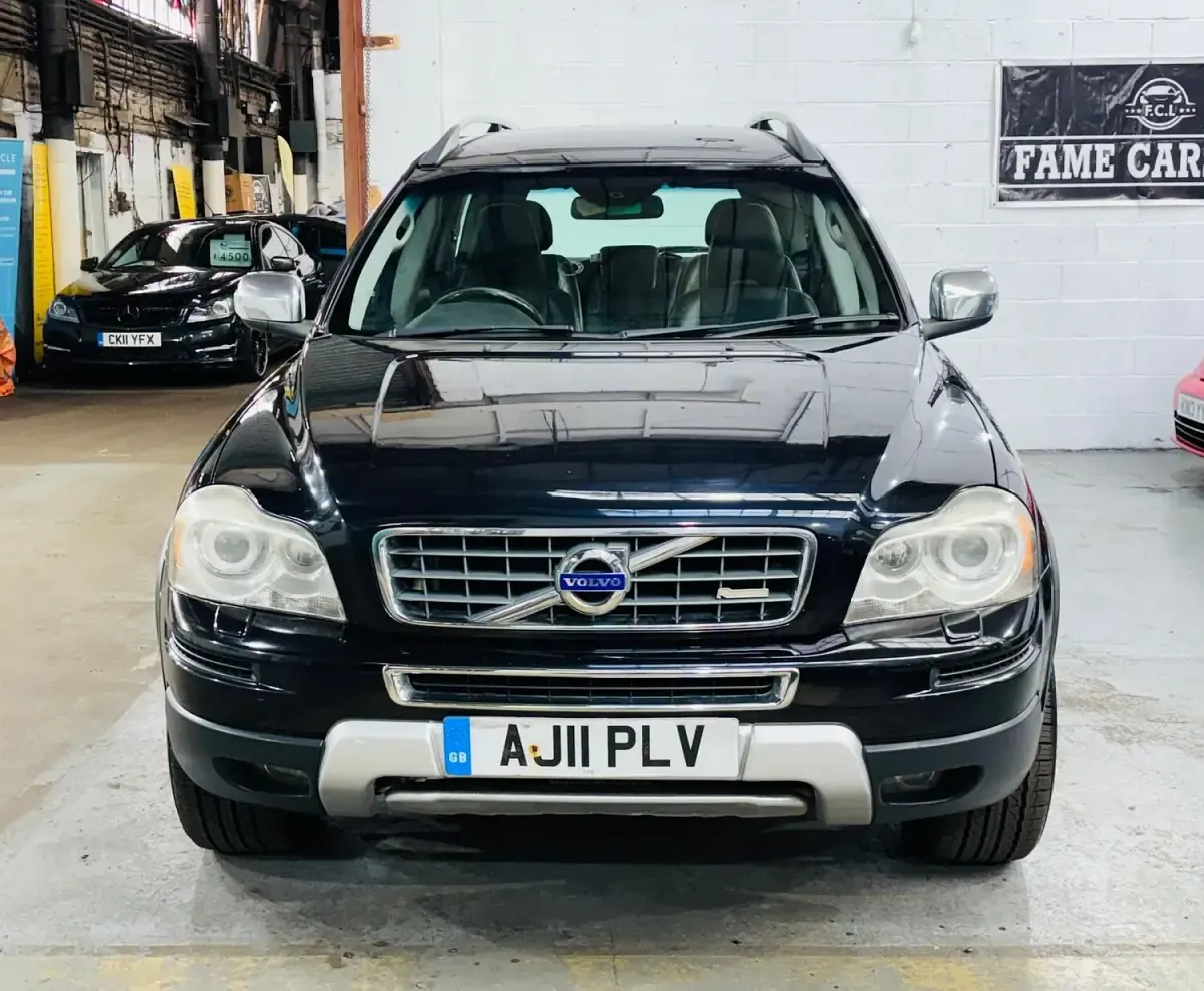 Used Volvo XC90 R-Design 200 HP (147 kW) 2011 Black SUV