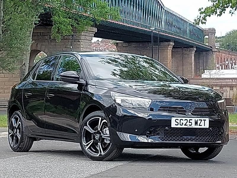 Black New 2025 Vauxhall Corsa Hatchback | £17,998 (Fair price) - Image 1/4