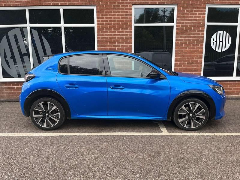 Used Peugeot 208 GT-line 100 HP (73 kW) 2021 Blue Hatchback