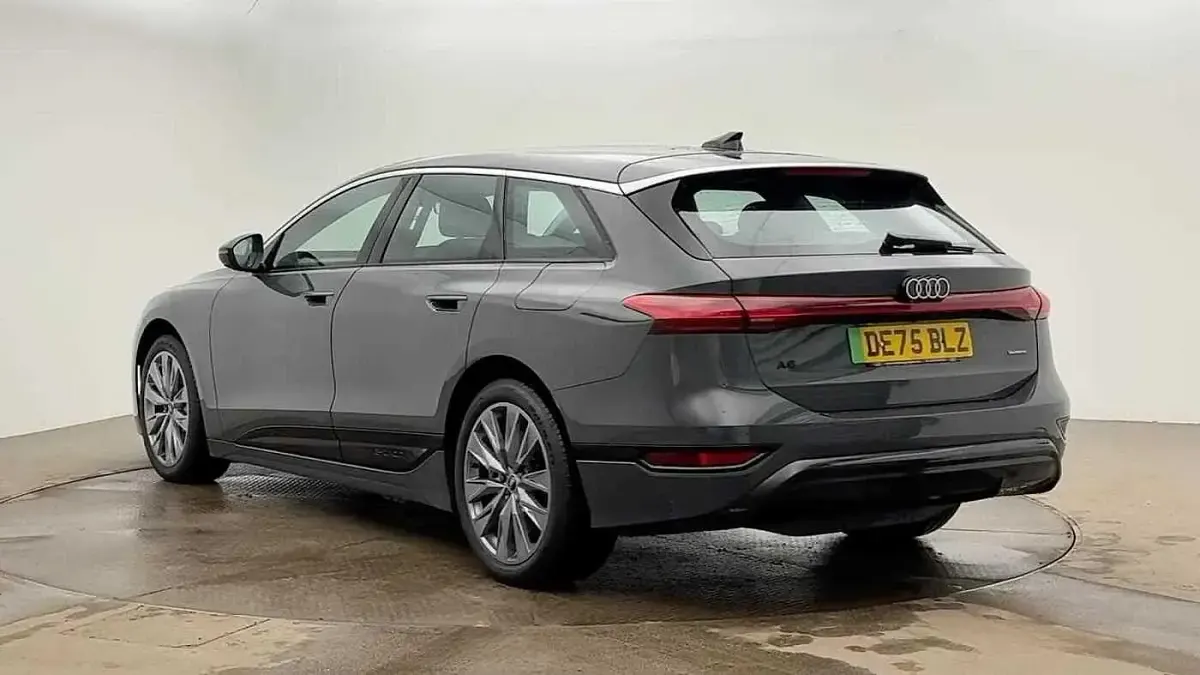 Ny Audi A6 e-tron Sport 314 kW (428 HK) 2025 Grå Kombi