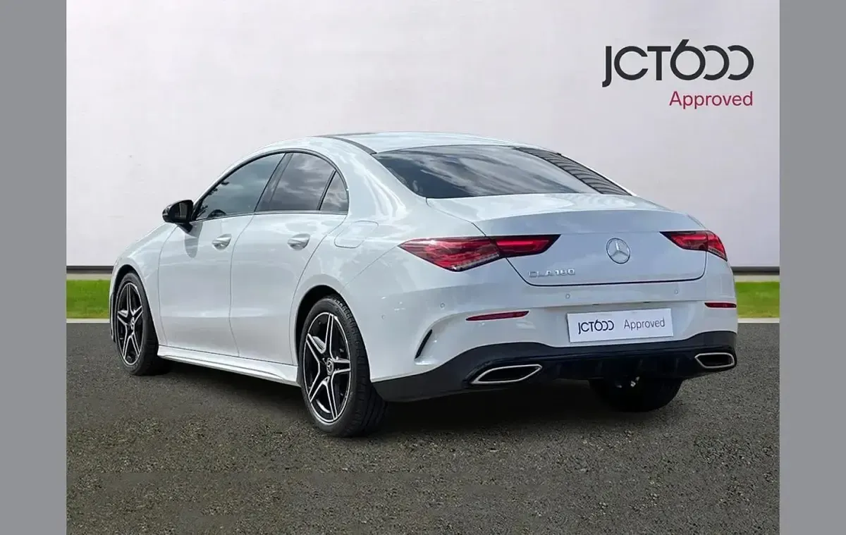 Used Mercedes CLA180 Executive 134 HP (98 kW) 2023 White Coupe