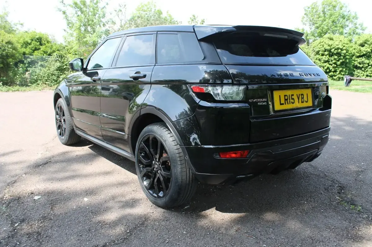 Begagnad Land Rover Range Rover evoque Dynamic 2015 Svart Kombi