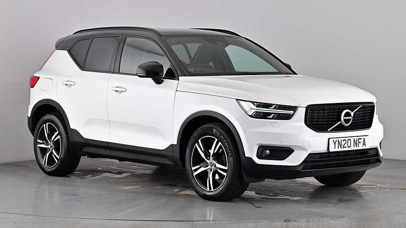 Used Volvo XC40 R-Design 163 HP (119 kW) 2020 707 crystal white SUV