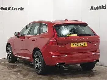 Used Volvo XC60 Inscription 340 HP (250 kW) 2021 Red SUV