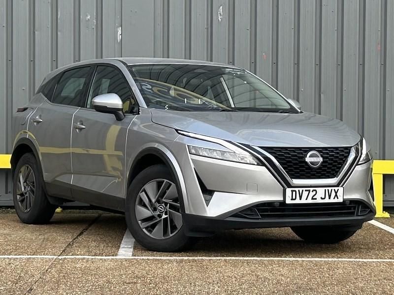 Silver Used 2022 Nissan Qashqai Acenta Premium SUV | £14,995 (Good price) - Image 1/4