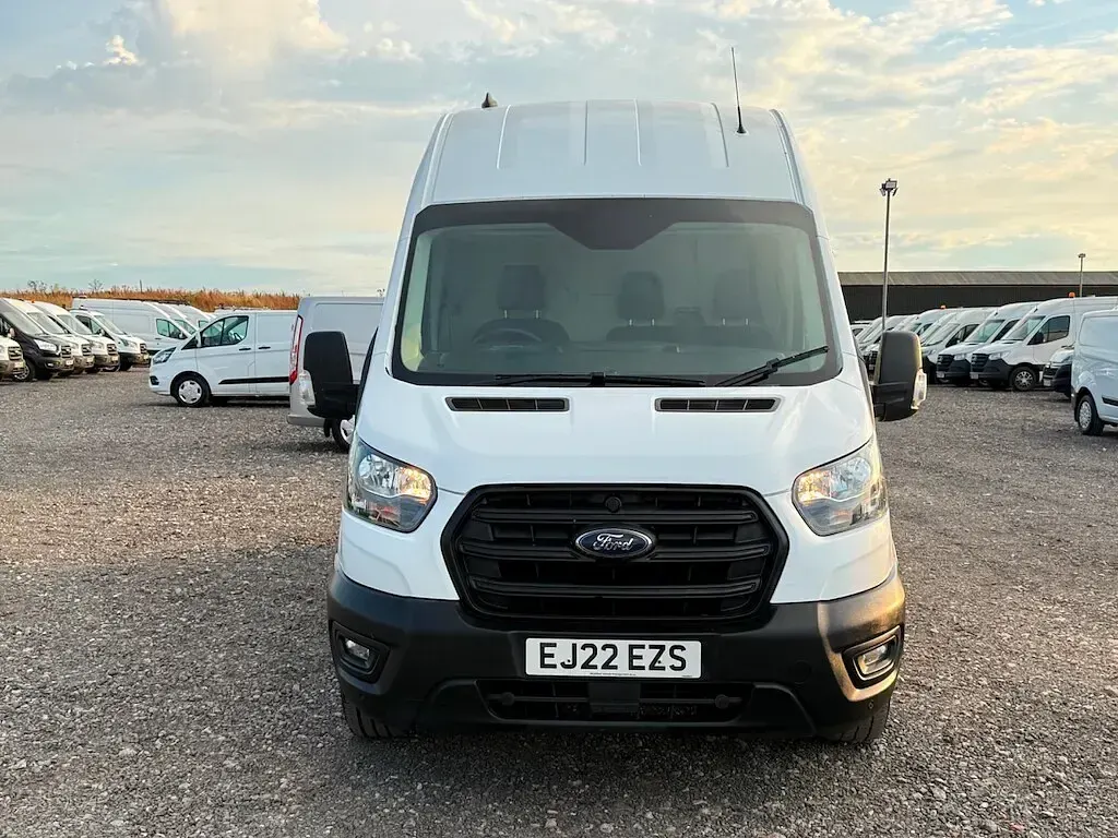Used Ford Transit 130 HP (95 kW) 2022 White Van