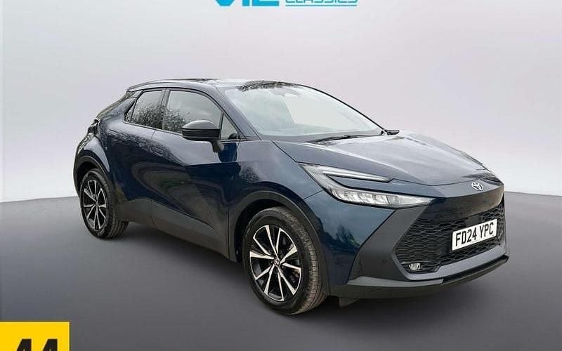 Used Toyota C-HR Design 223 HP (164 kW) 2026 SUV