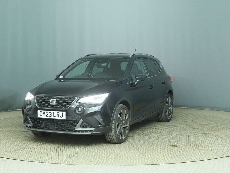 Black Used 2023 Seat Arona FR Sport SUV | £13,599 (Fair price) - Image 1/4