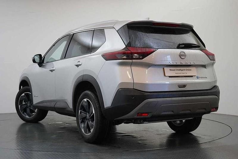 Used Nissan X-Trail N-Connecta 213 HP (156 kW) 2025 Silver SUV