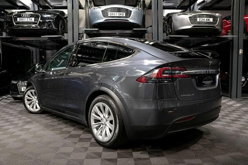 Used Tesla Model X 311 kW (423 HP) 2018 Grey SUV