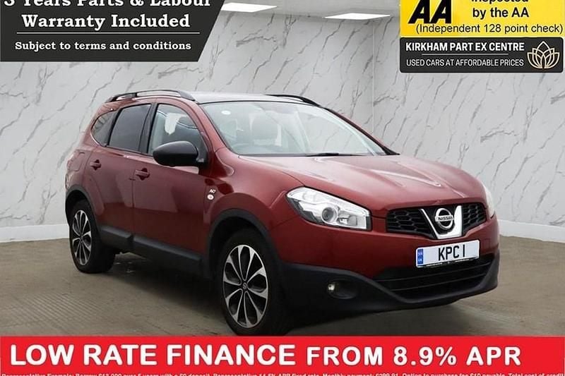 Red Used 2013 Nissan Qashqai +2 360º SUV | £3,000 (Good price) - Image 1/1