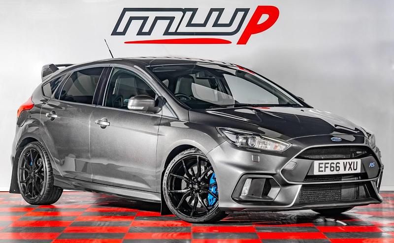 Used Ford Focus RS 350 HP (257 kW) 2016 Grey Hatchback