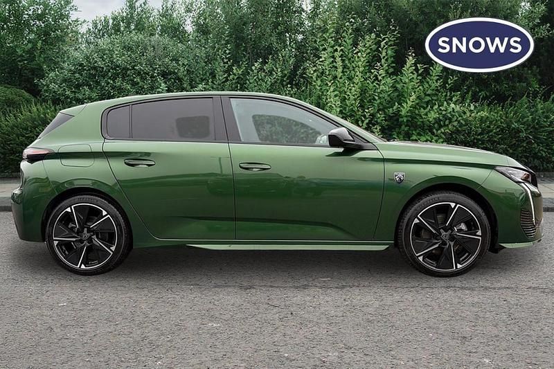 Used Peugeot e-308 GT 114 kW (156 HP) 2025 Green Hatchback