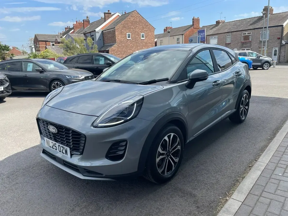 New Ford Puma Titanium 125 HP (91 kW) 2025 Silver SUV