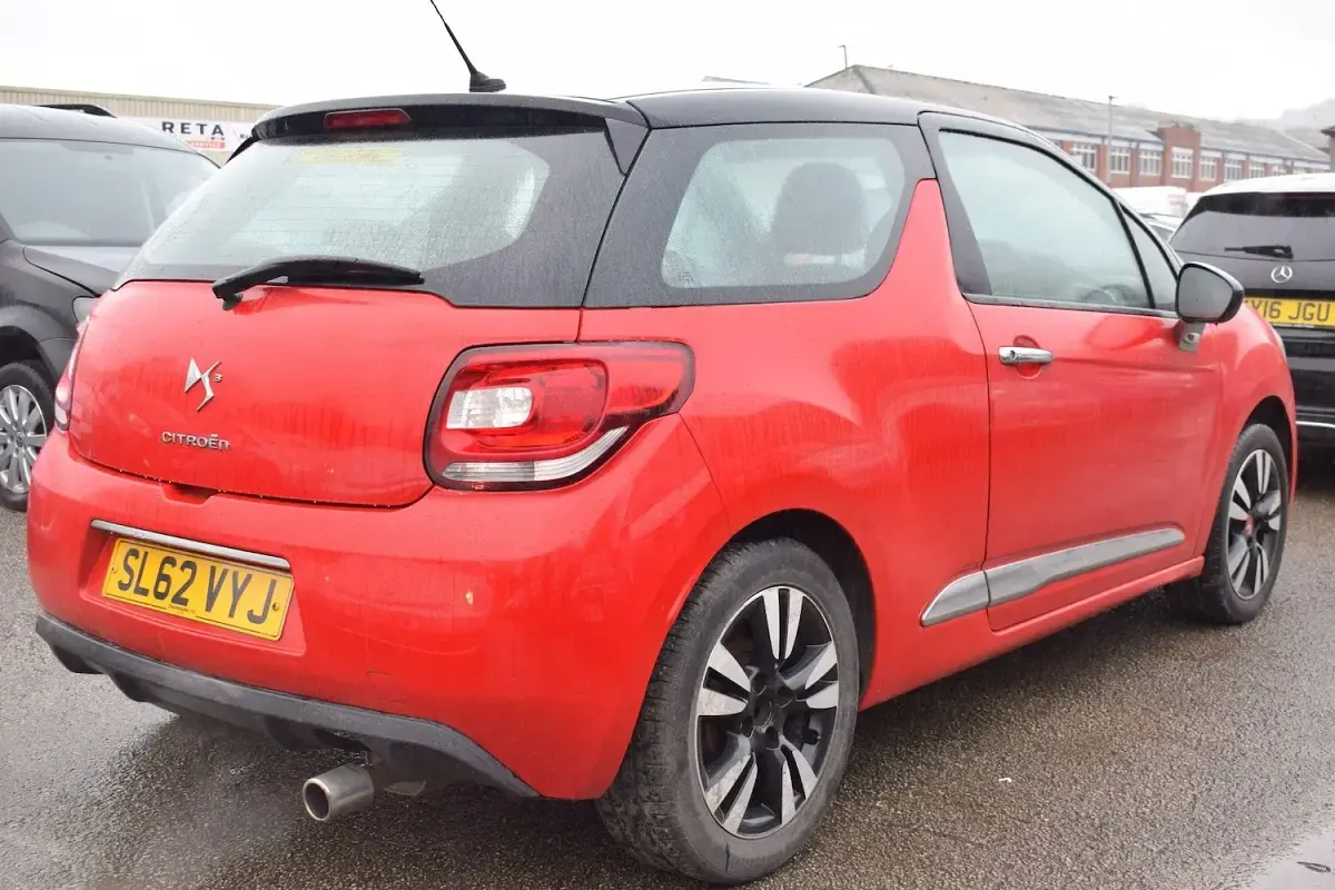 Used Citroën DS3 155 HP (114 kW) 2012 Red Hatchback