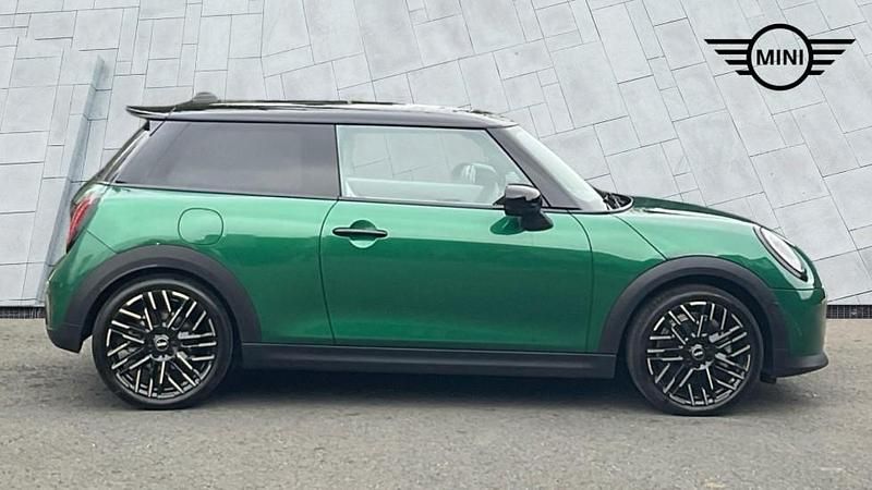 Used Mini Cooper S Hatch 201 HP (147 kW) 2024 Green Hatchback