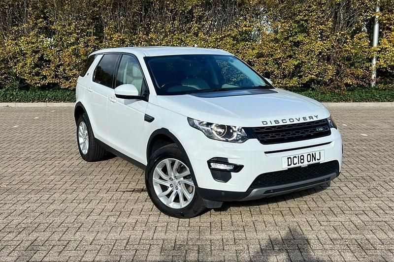 White Used 2018 Land Rover Discovery Sport SE SUV | £10,950 (Good price) - Image 1/1