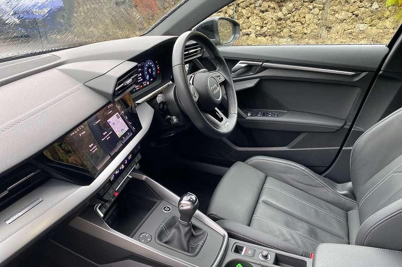 Image 2/4