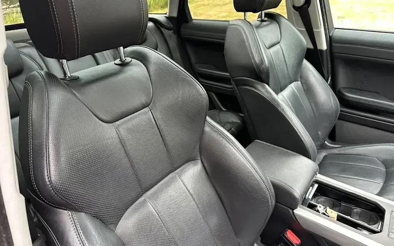 Used Land Rover Range Rover evoque SE 179 HP (131 kW) 2018 Black SUV