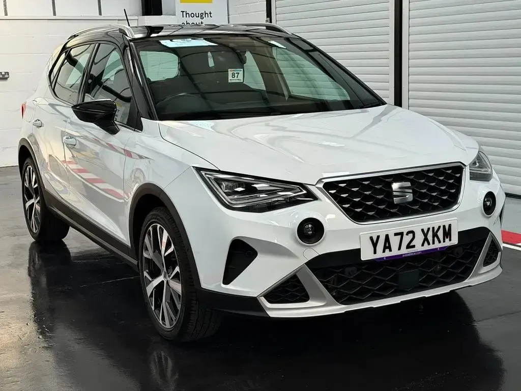 Used Seat Arona Xperience Lux 110 HP (80 kW) 2023 White SUV