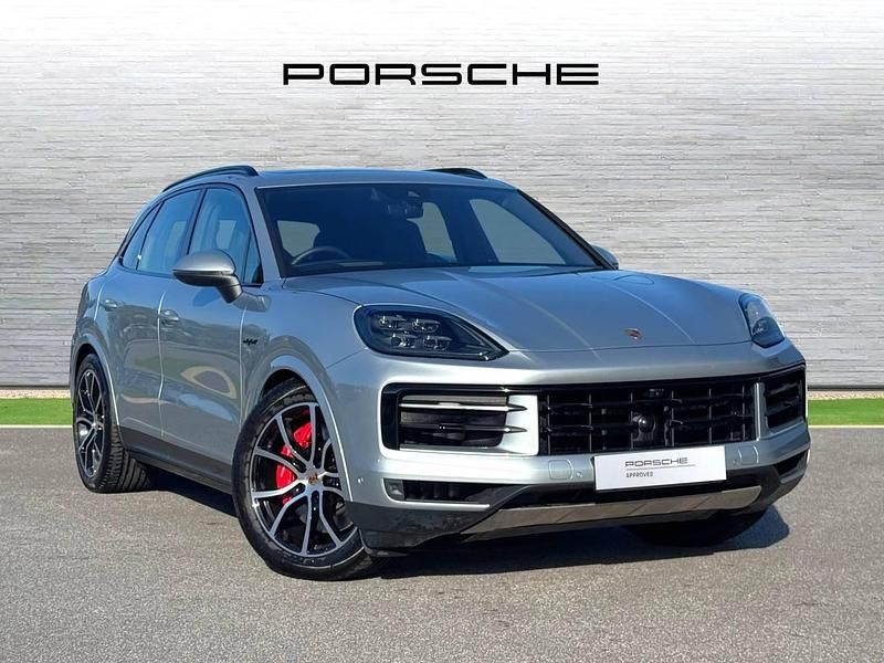 Dolomite silver metallic Used 2024 Porsche Cayenne S E-Hybrid SUV | £99,900 - Image 1/4