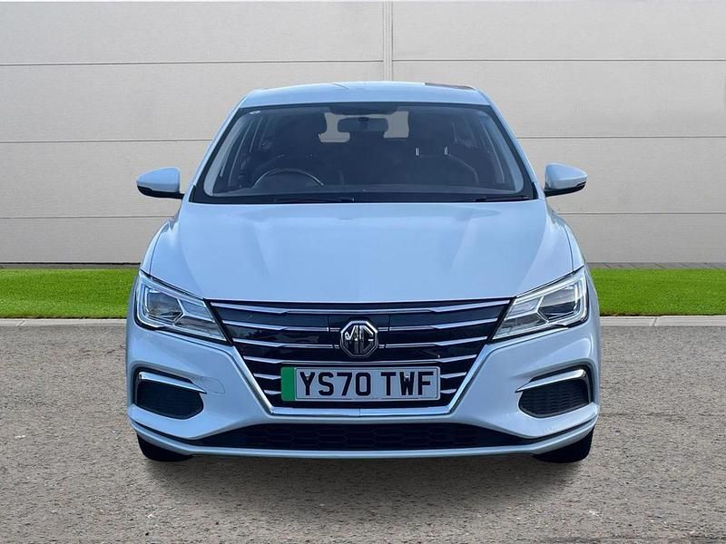 White Used 2020 MG MG5 EV Excite Estate | £8,196 (Fair price) - Image 1/4