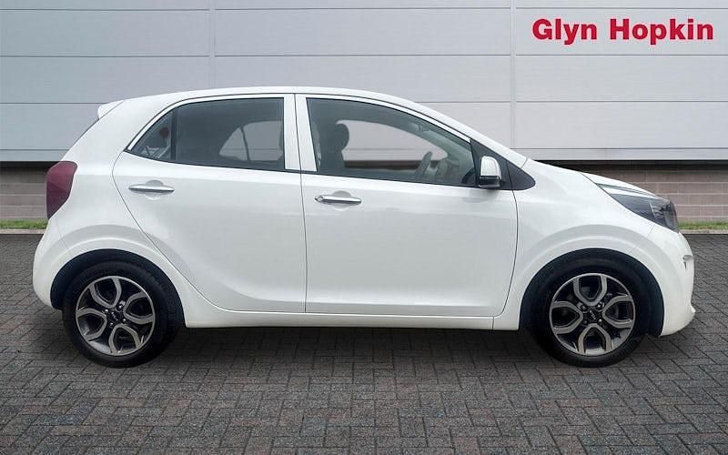 Used Kia Picanto 67 HP (49 kW) 2023 White Hatchback