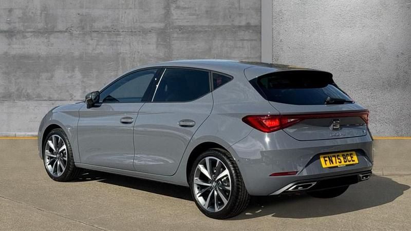 Used Seat Leon FR Sport 115 HP (84 kW) 2025 Metallic  graphene grey Hatchback