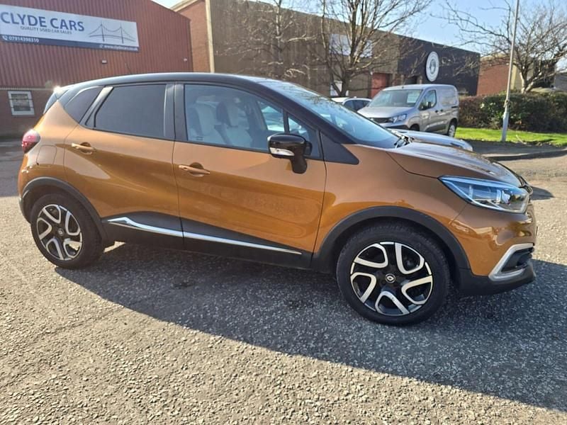Begagnad Renault Captur Iconic 2019 Orange SUV