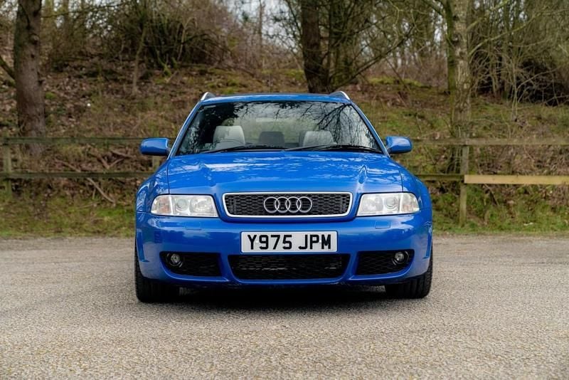 Used Audi RS4 Performance 380 HP (279 kW) 2001 Blue Estate