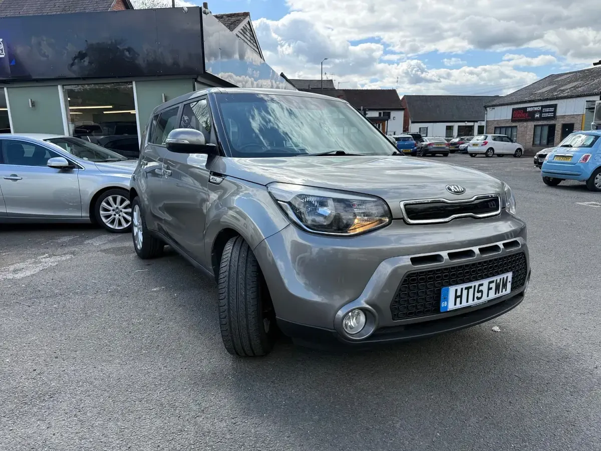 Used Kia Soul 128 HP (94 kW) 2015 Silver SUV