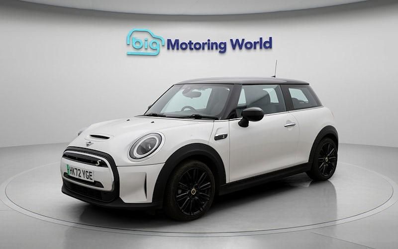 Used Mini Cooper Level 2 135 kW (184 HP) 2023 Hatchback