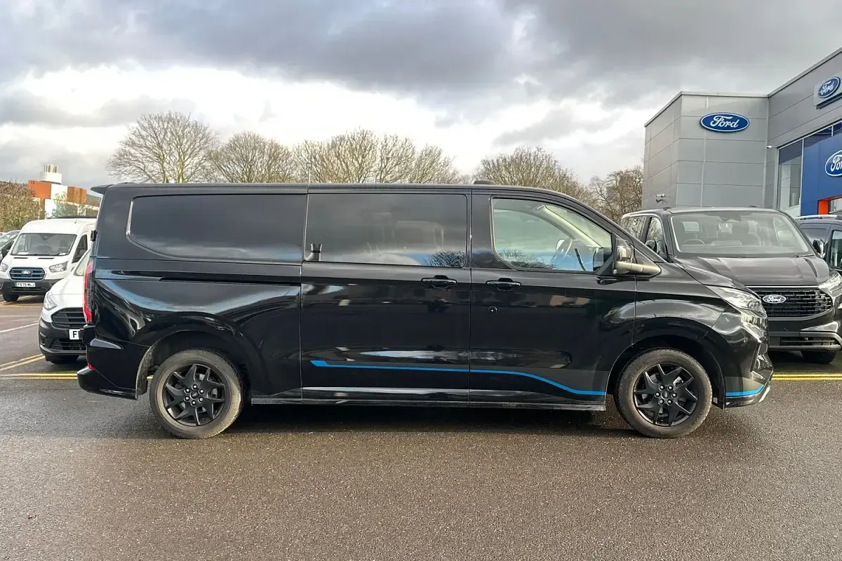Used Ford Transit Custom Sport 170 HP (125 kW) 2025 Black Van