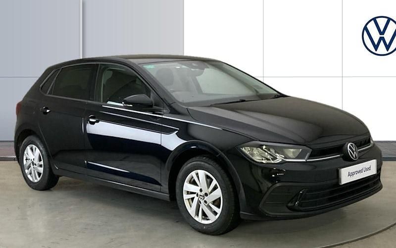 Used 2025 VW Polo Life Hatchback | £15,292 (Good price) - Image 1/4